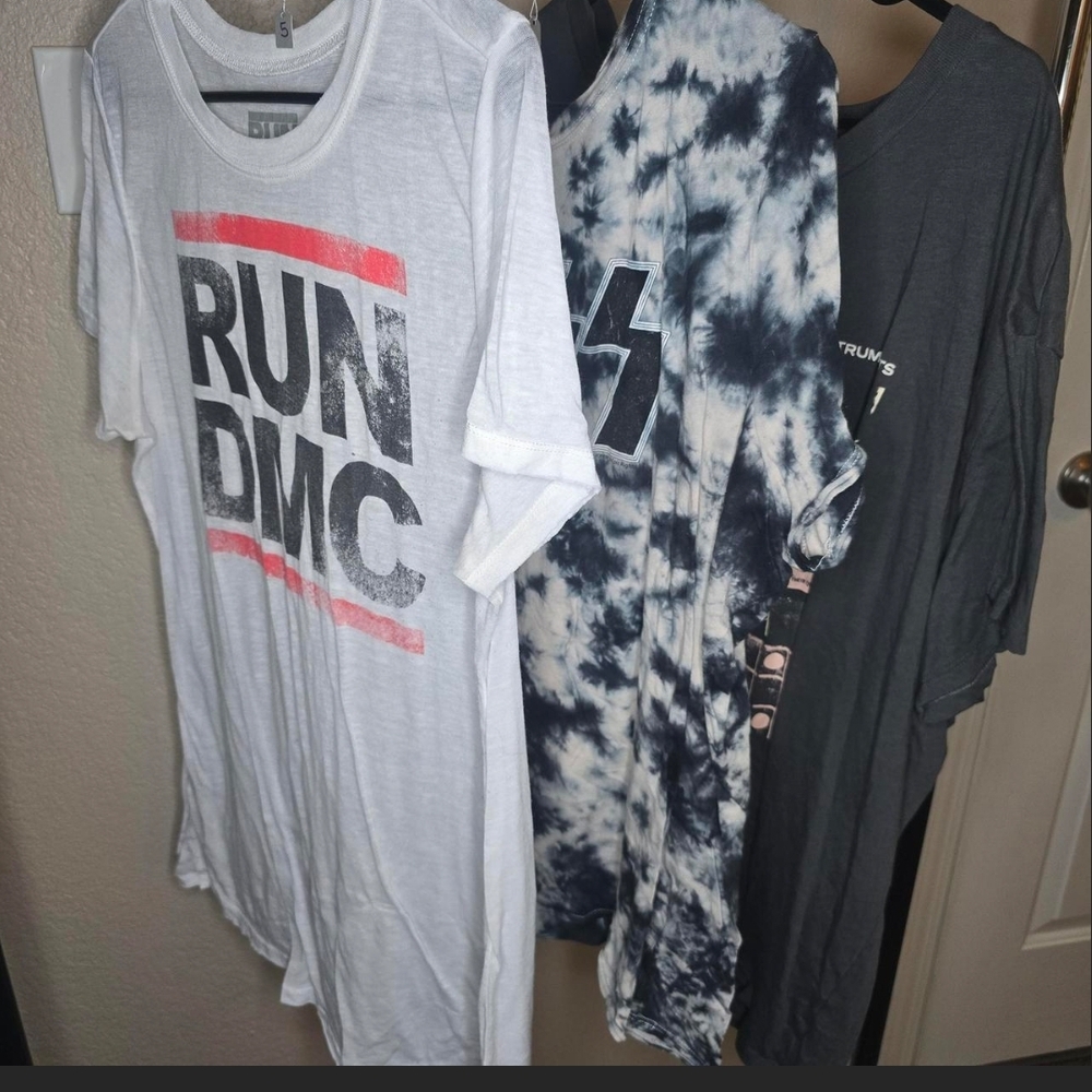 Torrid Graphic T-Shirt Set Of 3
